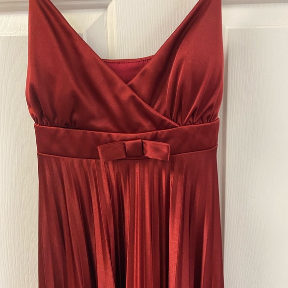 Burgundy Dress - Picture 2 of 4